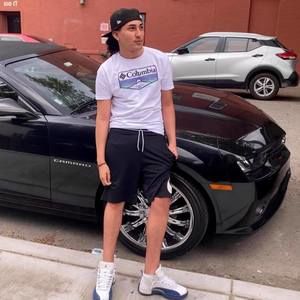 Meet your Posher, Juan